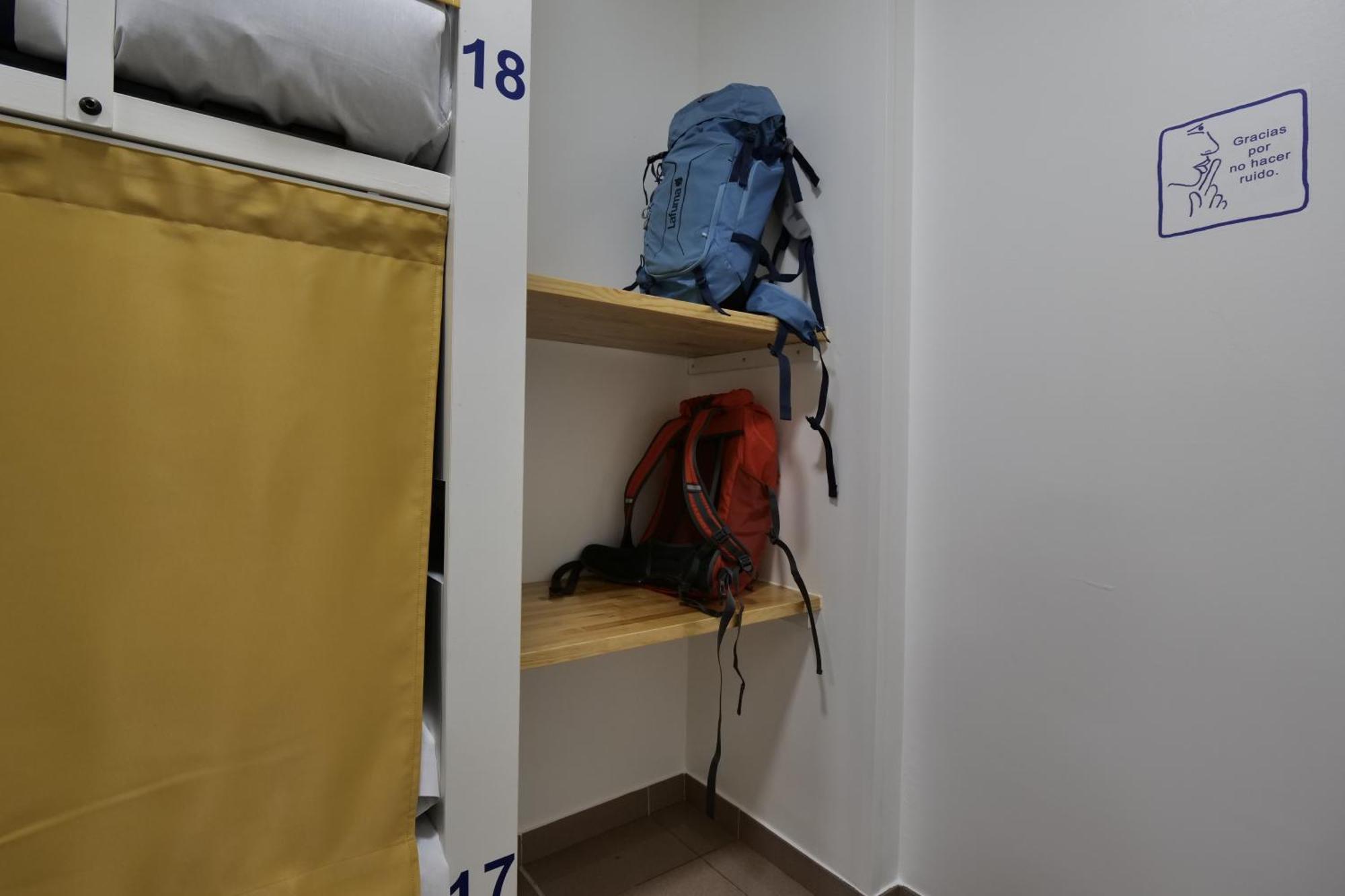 Casucho Da Peregrina Hostel Porrino Exterior photo